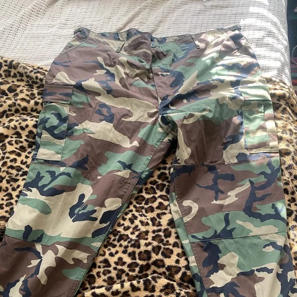 Paratropper CAMO pants - Picture 2 of 2